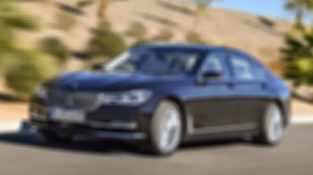 Blurry-Car