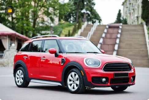 Pros and Cons of Taking Car Pictures Outdoors