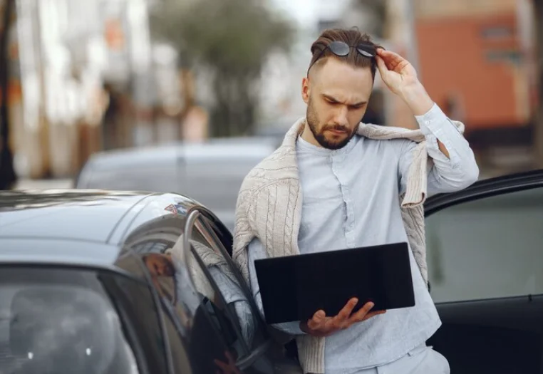 4. Poor Online Listings and Inconsistent Visuals